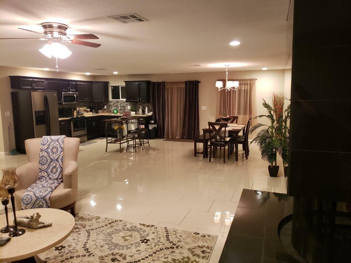 Beautiful 3 Bed/2 Bath Cozy Get Away Home Las Vegas Buitenkant foto