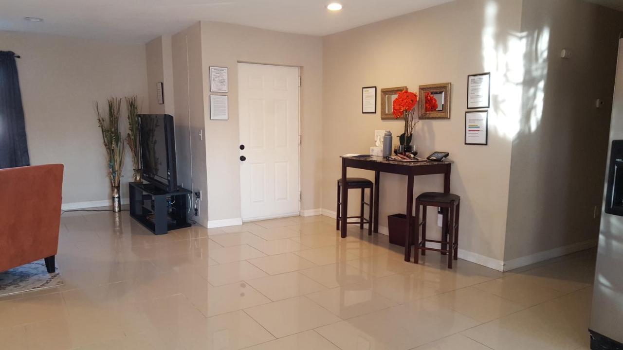 Beautiful 3 Bed/2 Bath Cozy Get Away Home Las Vegas Buitenkant foto